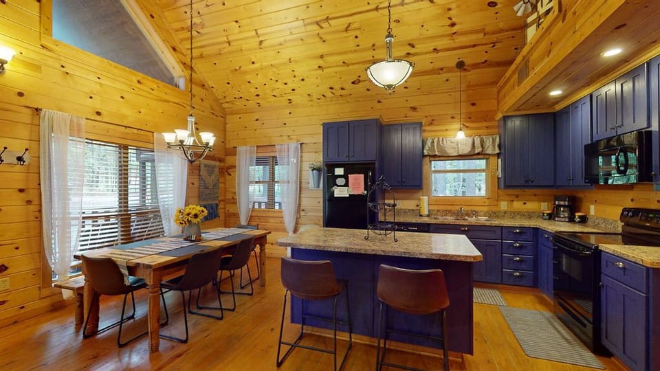 Linger-Longer-Kitchen(1)