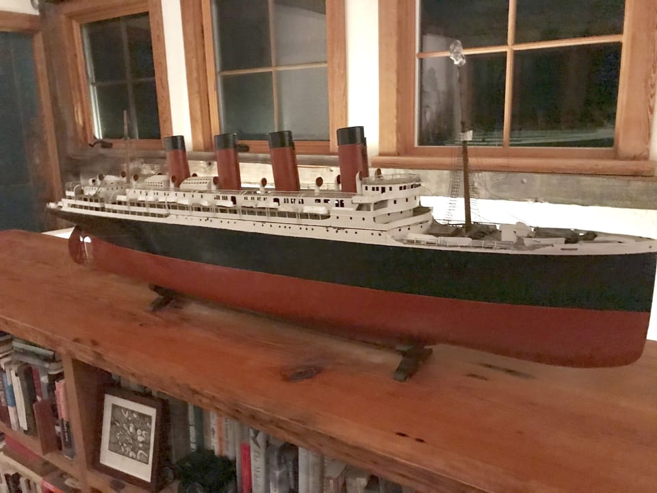 The Titanic can be plugged in and lit