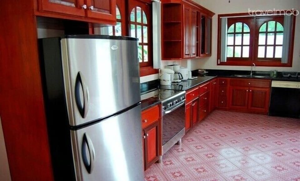 Luxury 2 Bdrm Villa , kitchen area.