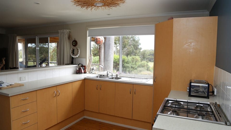 Fully equipped kitchen complete with coffee machine. 