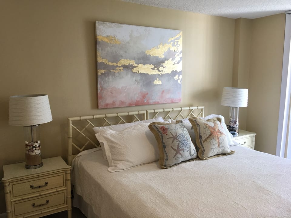 Relaxing master bedroom