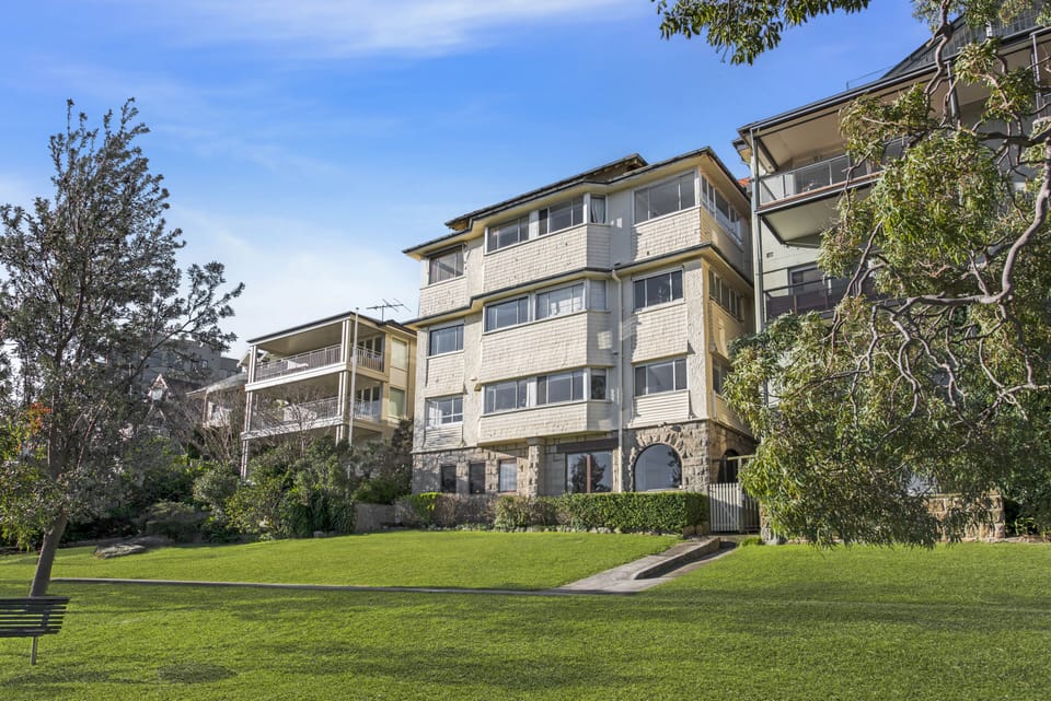 Apartment building