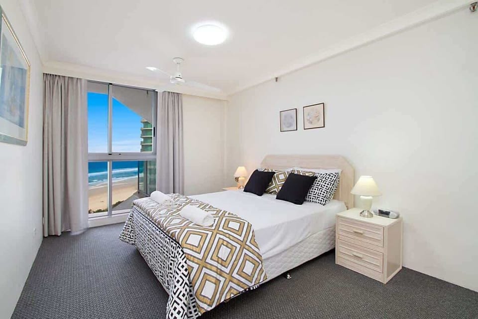 Queen Bed