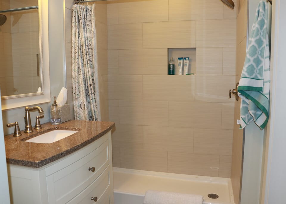 Master En Suite with large shower