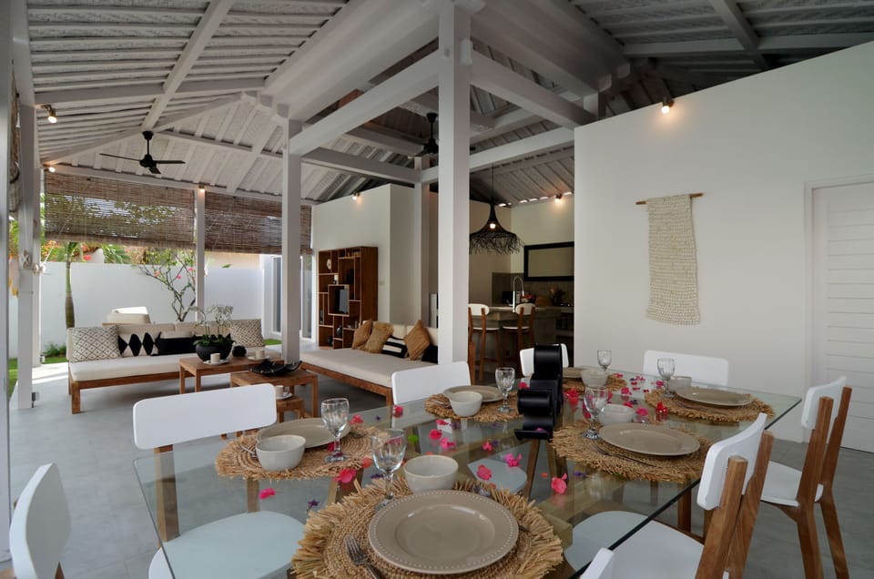 Design New 4 BR Villa and Pool Seminyak