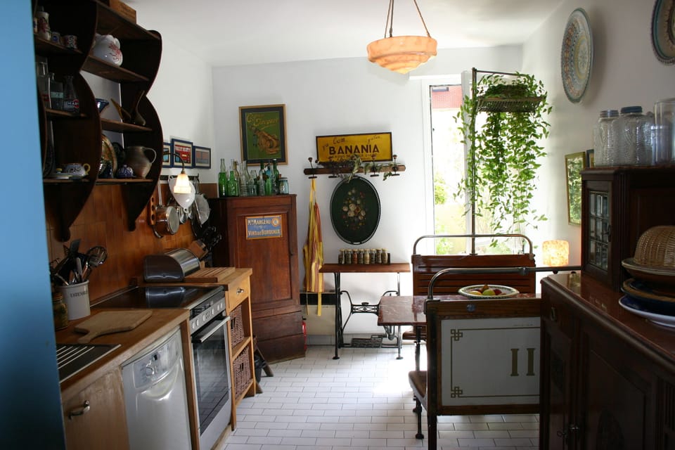 Kitchen with access to terrace