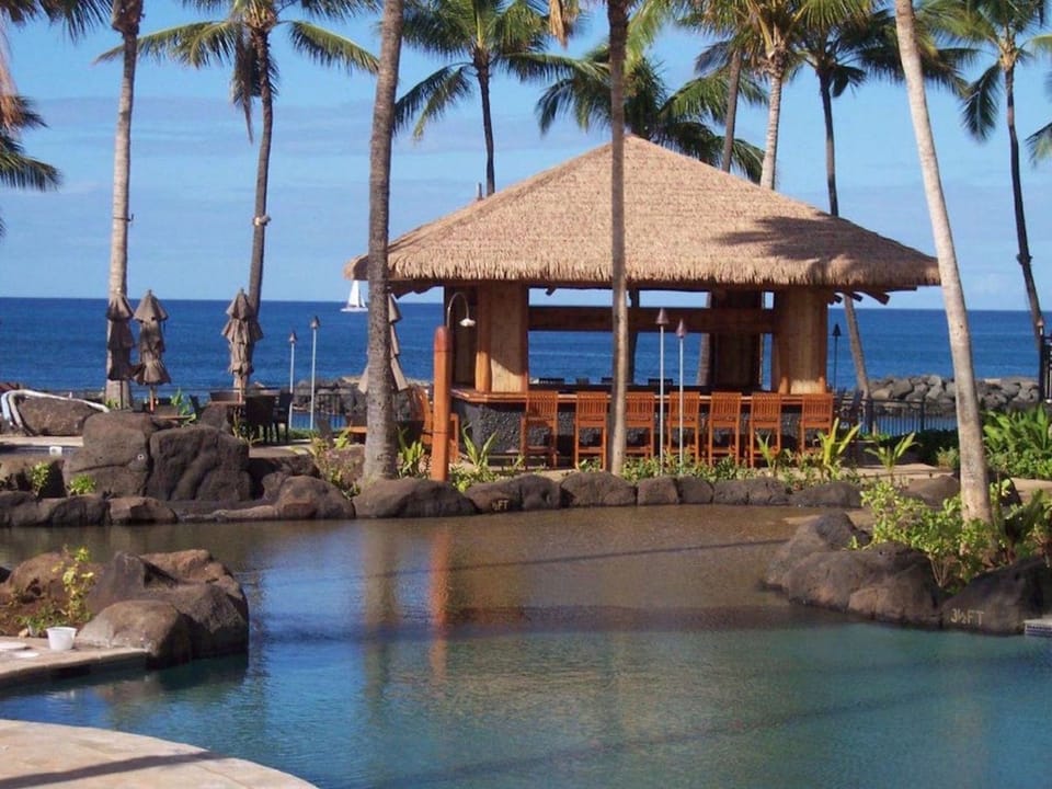 Enjoy a Drink or a BBQ beach front