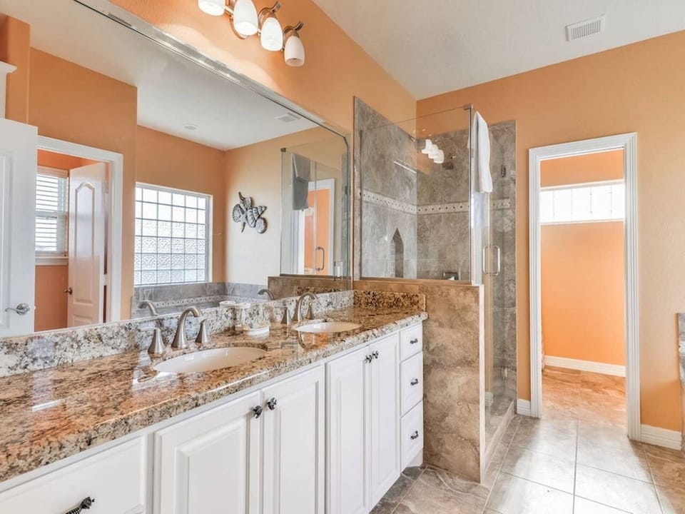 Master en Suite Bath with Dual Vanity & Separate Shower