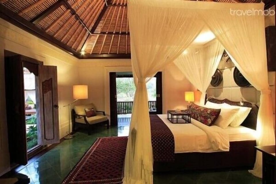 2BR Beachfront Villa in Canggu