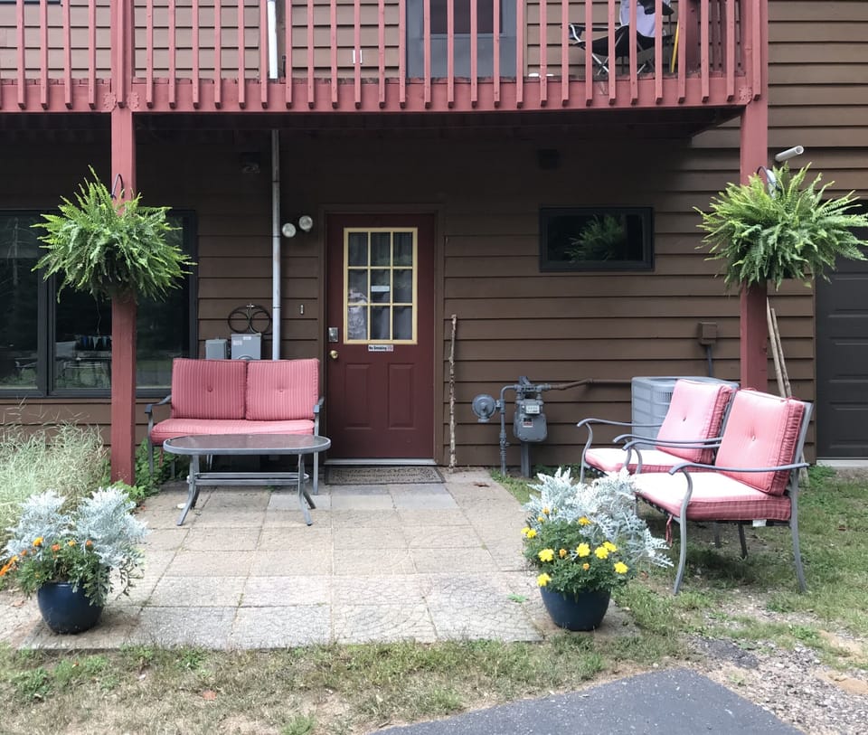 Private entrance at lower level of home