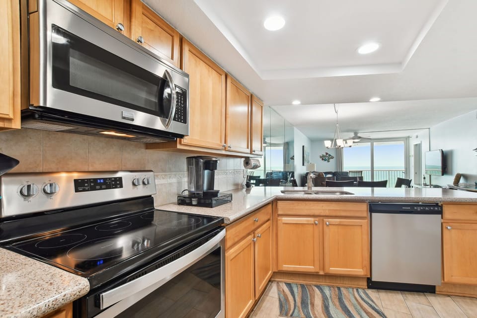 Large Open Kitchen