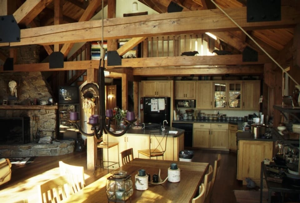 Open dining room & kitchen area