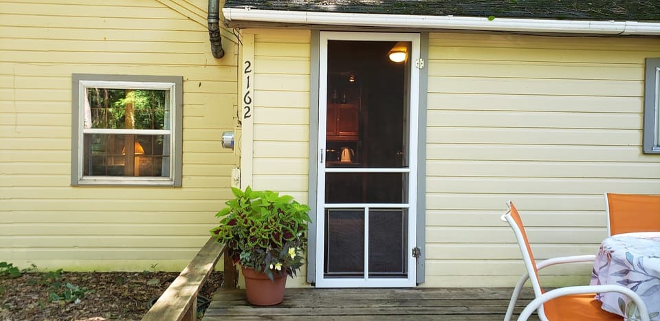 Welcome to Burd's cottage