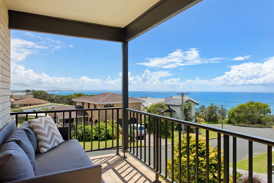 Apricari oasis by the sea