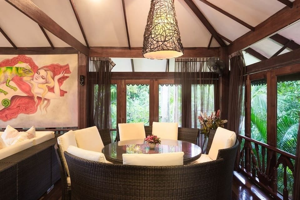 7 Bedroom Seafront Villa - Koh Phangan
