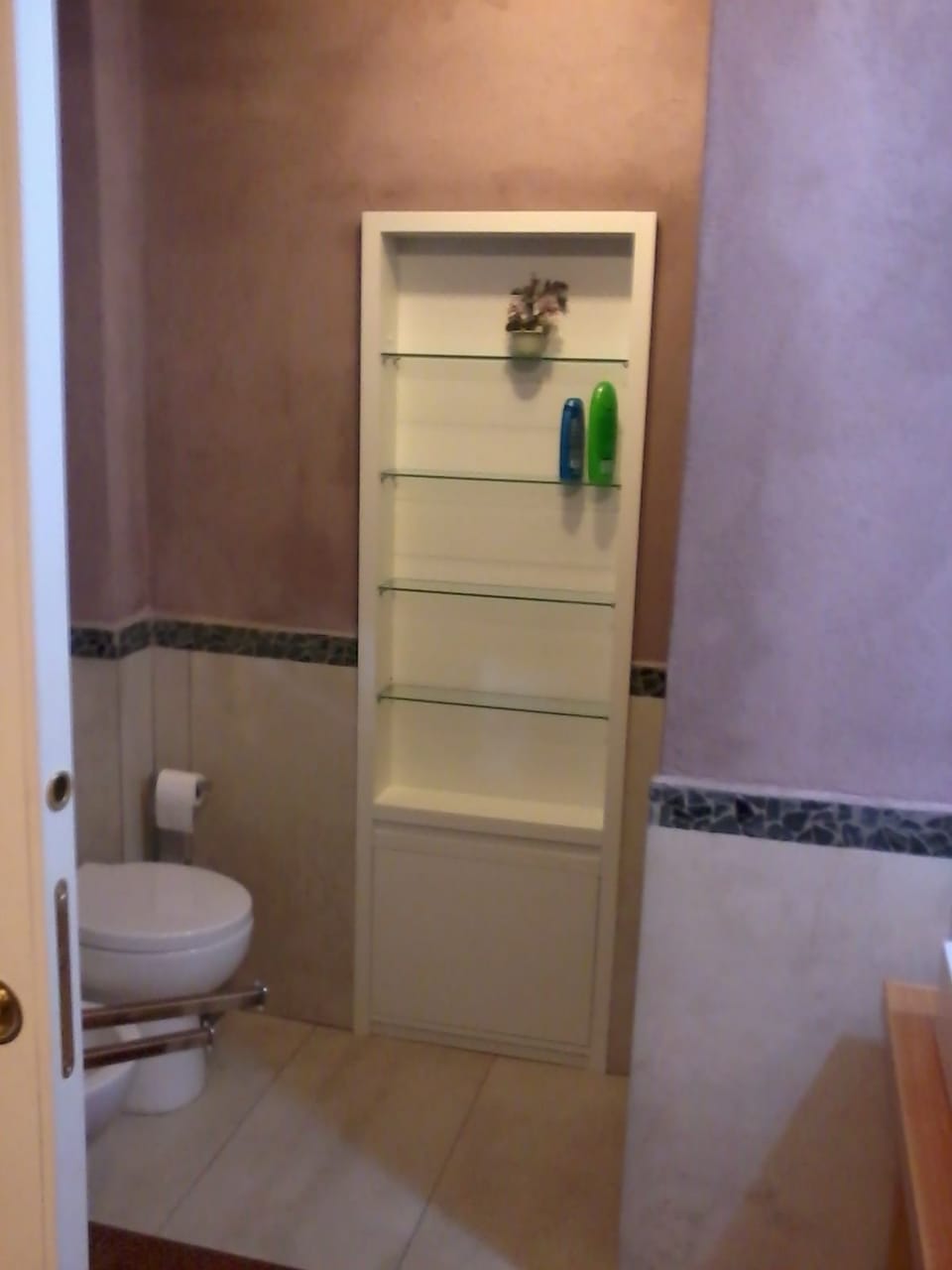 Double or Twin Room, Balcony, City View | Bathroom | Shower, rainfall showerhead, free toiletries, hair dryer