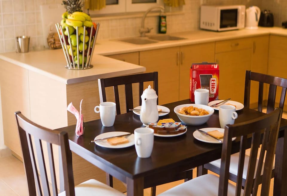 Fully equipped kitchen offering all the facilities that you might need!