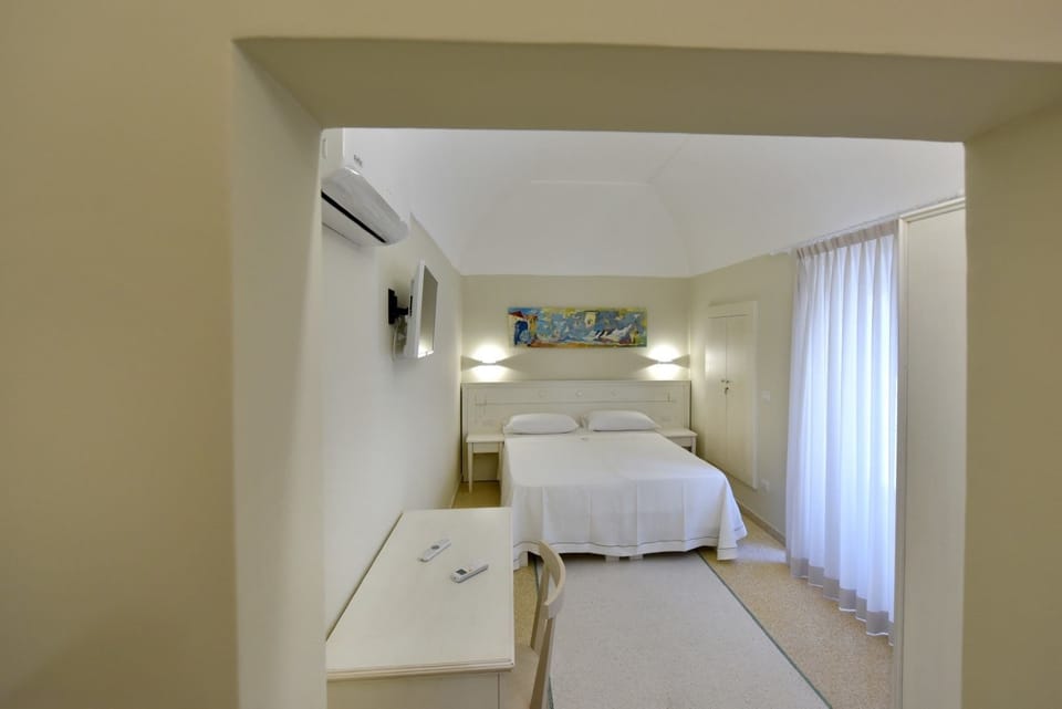 Standard Double Room, Balcony | Desk, blackout drapes, soundproofing, free WiFi