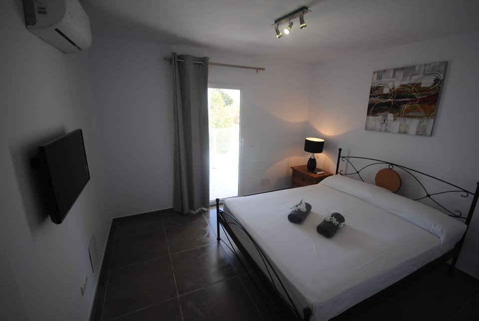 Bedroom 3 - double with 32 inch LED TV & Air Con