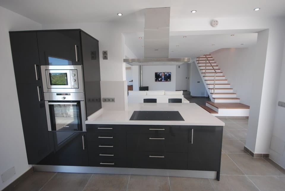 Modern kitchen with island hob