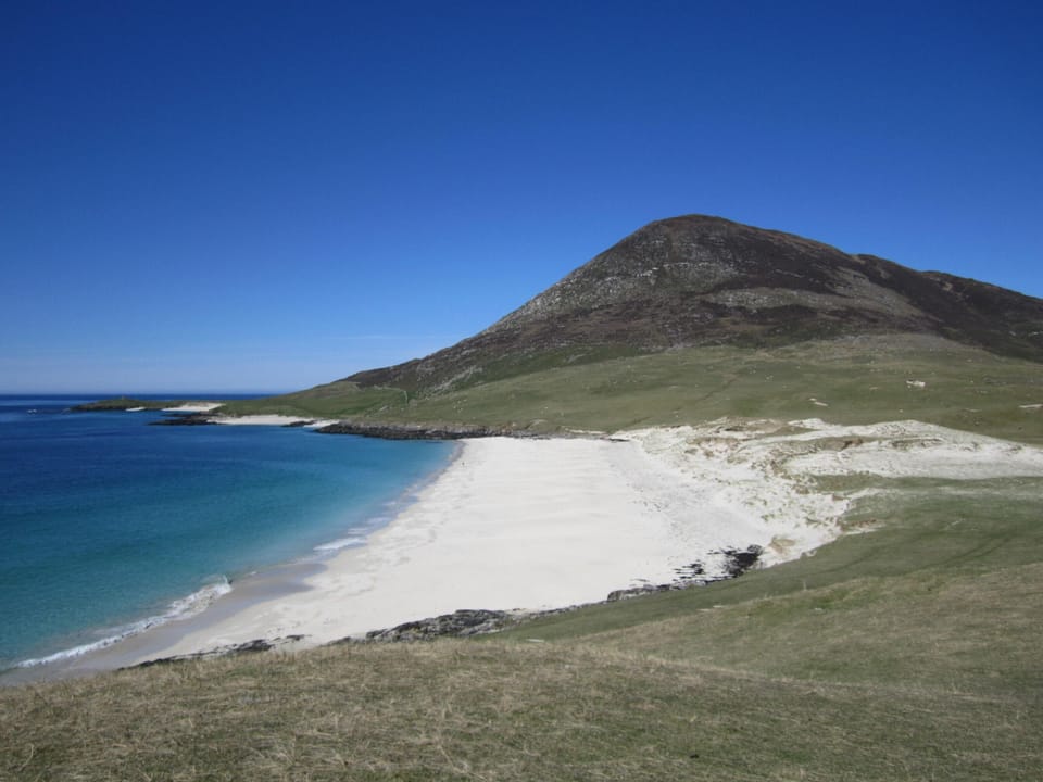 Traigh na Cleabhaig, Northton with Caipeabhal in background