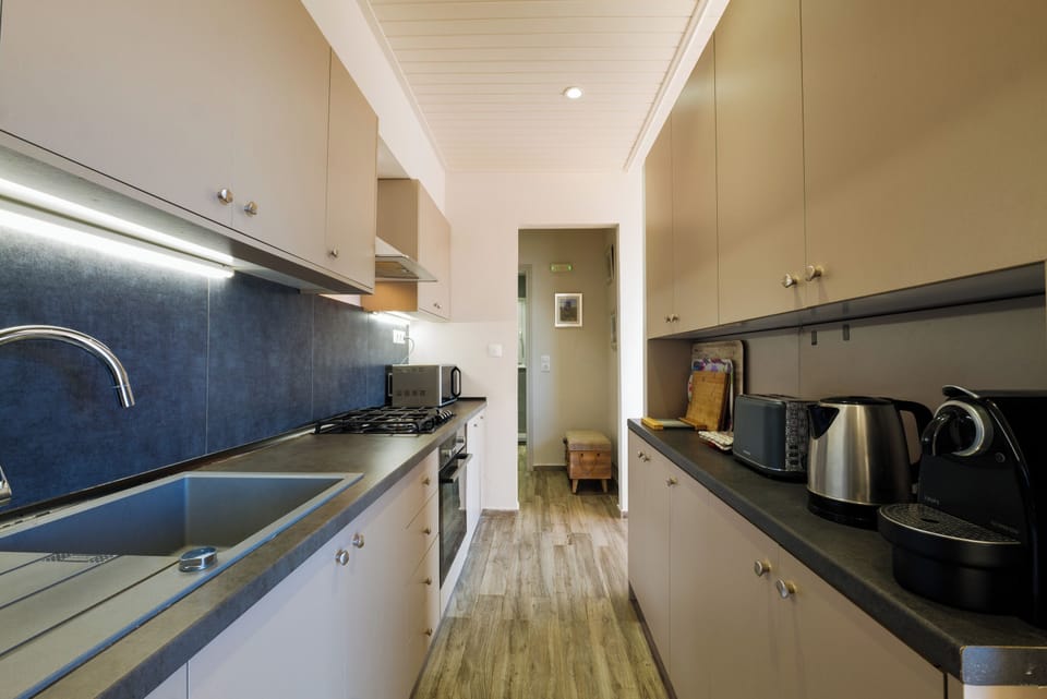 Full kitchen to enjoy tasteful meals