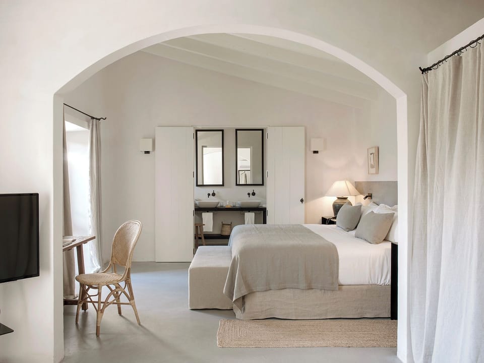 Exclusive Suite, Terrace | Egyptian cotton sheets, premium bedding, memory foam beds, minibar