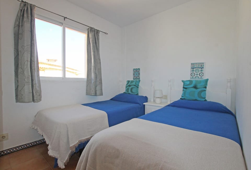 Twin bedroom number 3