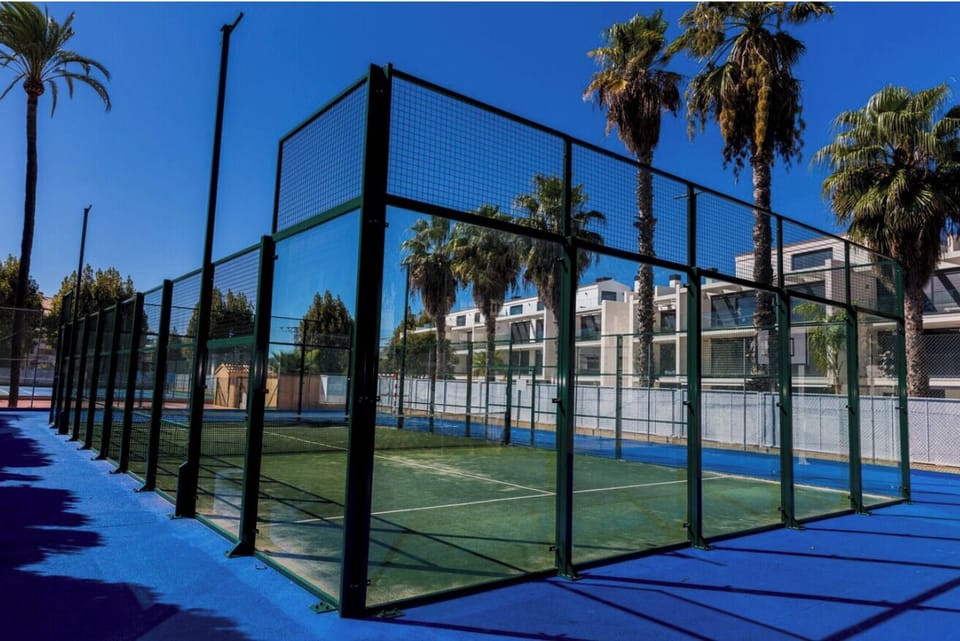 Padel Court - free to use