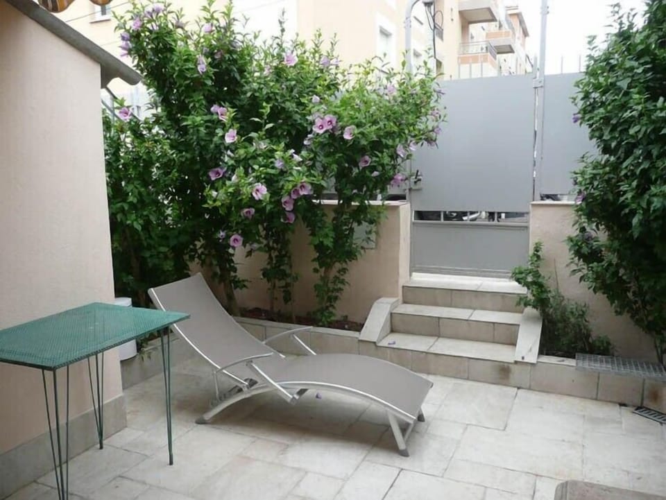 Terrace 2