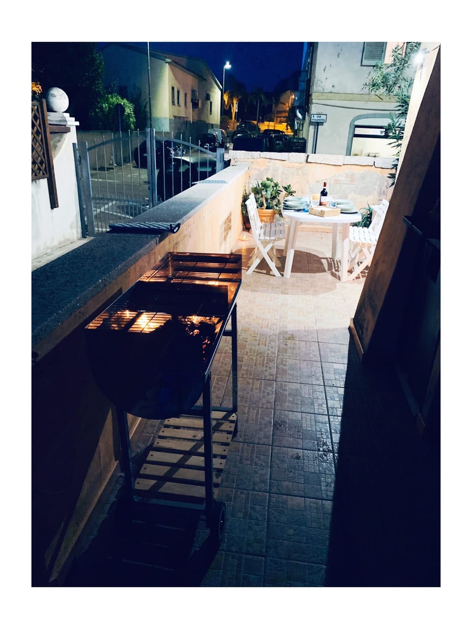 Outdoor dining
