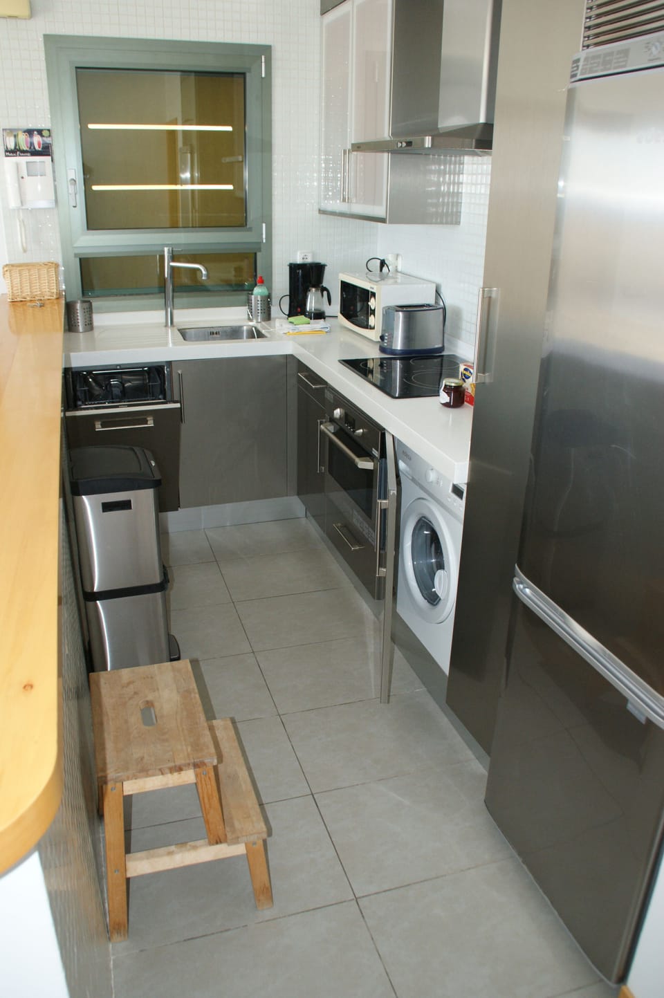 Washer, dryer, dishwasher, toaster, juicer
