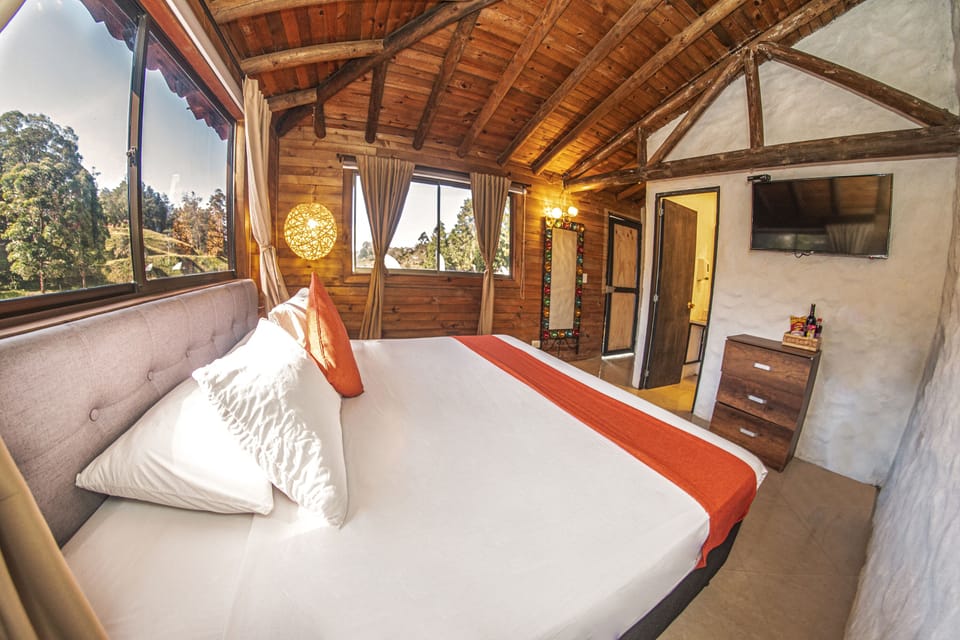 Superior Double Room | Minibar, free WiFi, bed sheets