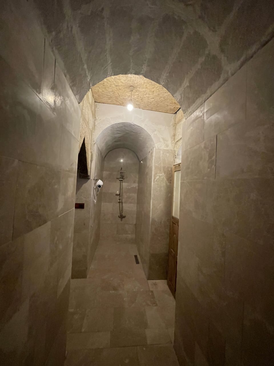 Basic Double or Twin Room, 1 Bedroom, Valley View | Bathroom | Shower, rainfall showerhead, hair dryer, towels