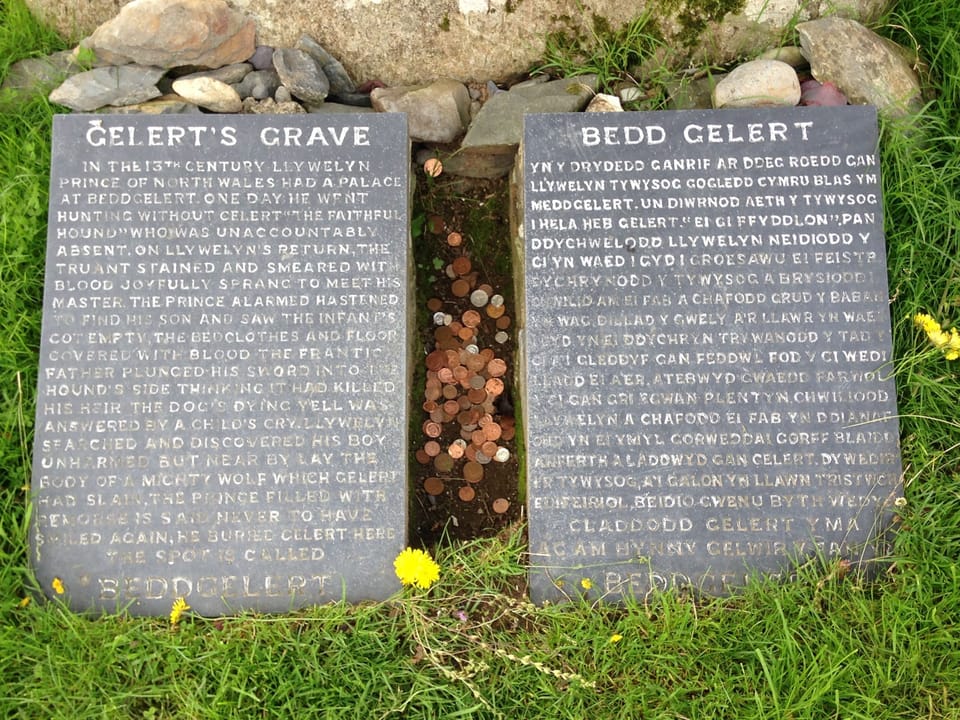 The story and grave of Gelert ... a delightful  short stroll from the cotta
