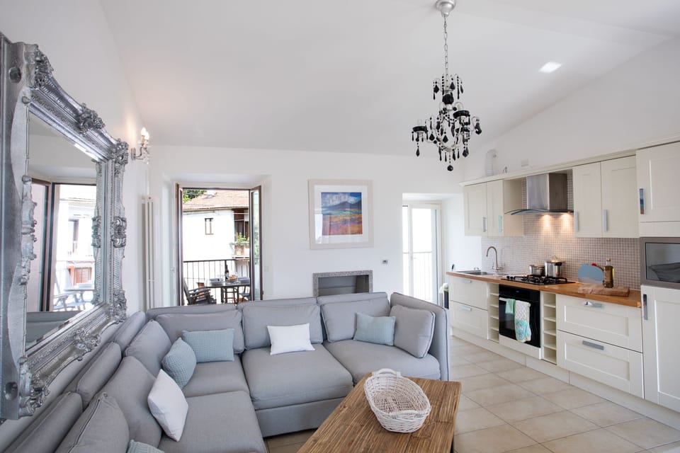 Stylish open plan living.