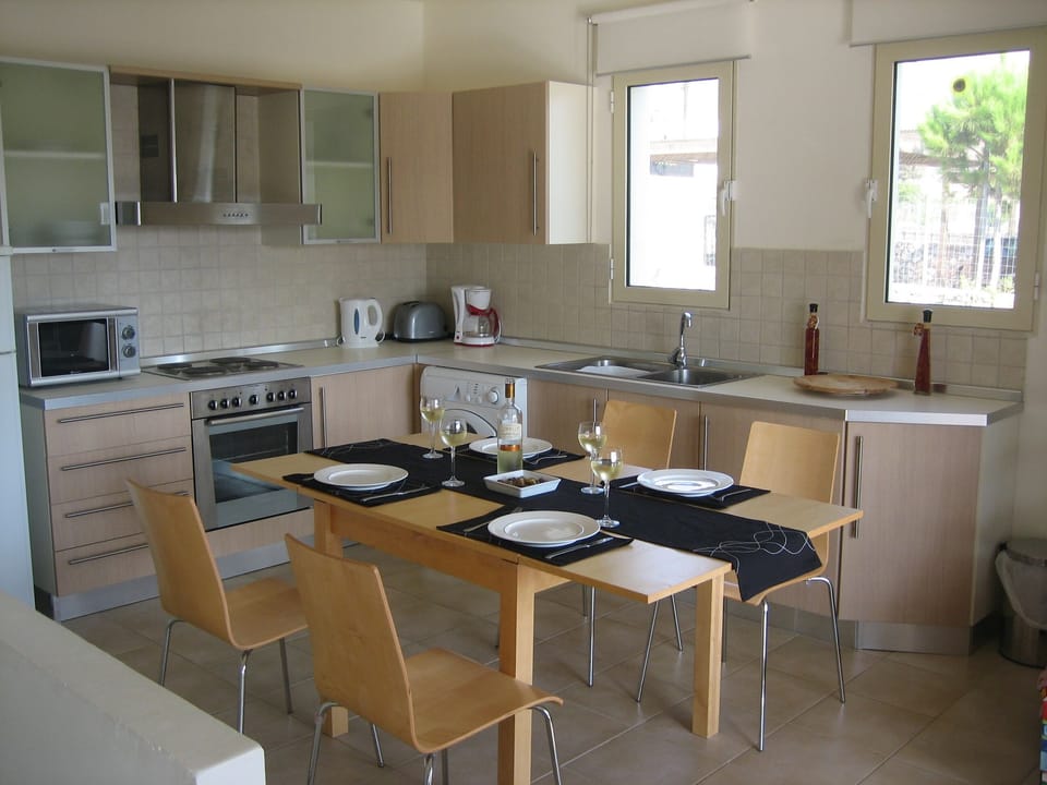 Modern fitted kitchen 