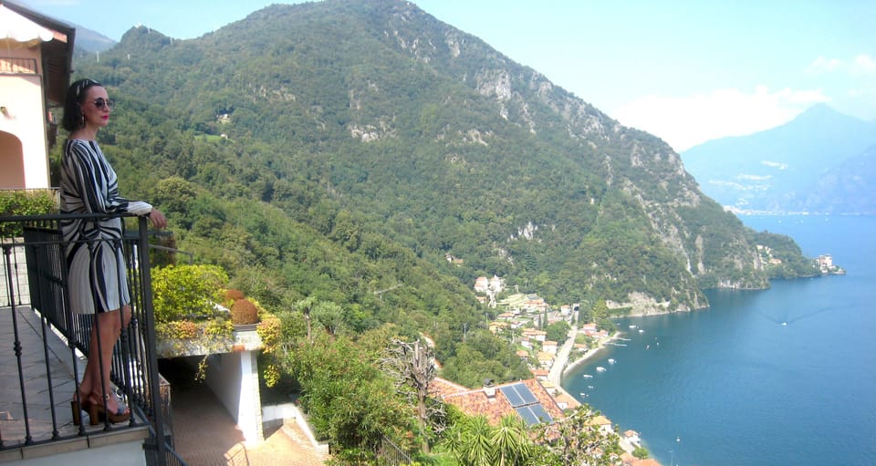 The home boasts commanding lake and mountain views.