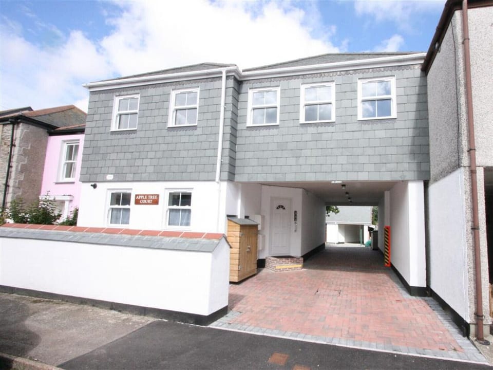 Apple Tree Court