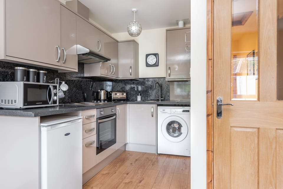 Fitted kitchen