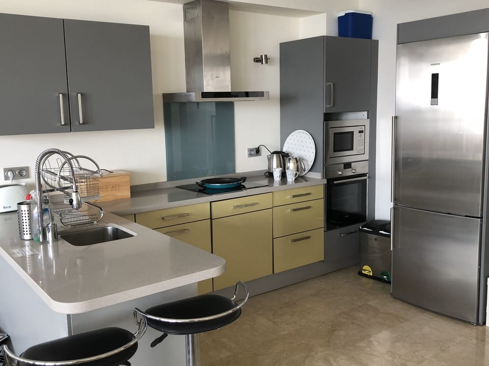 Kitchen area