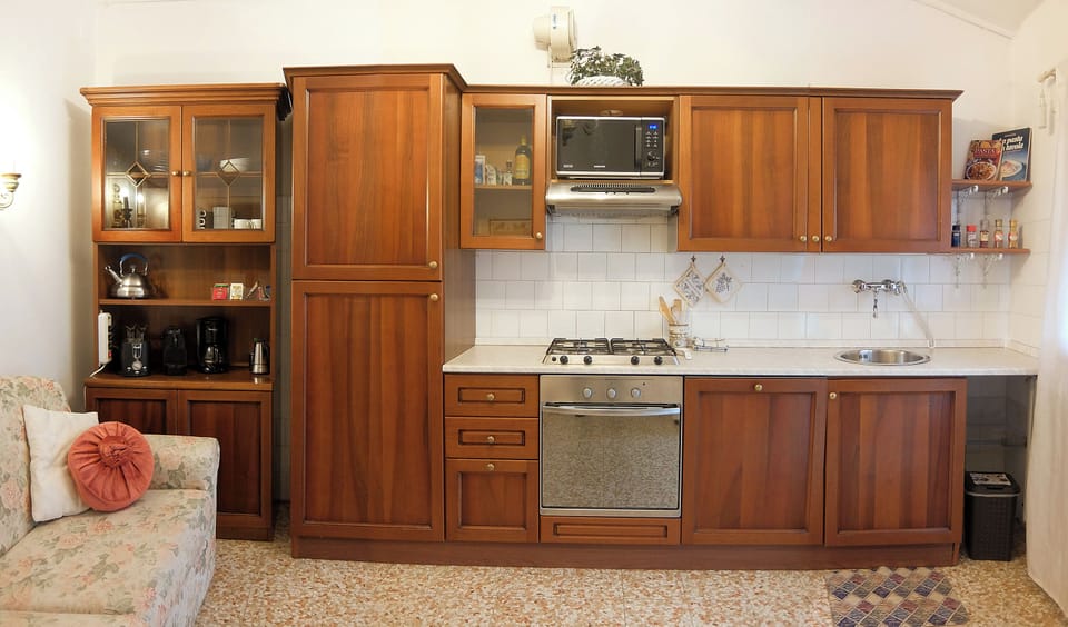 Fully equipped kitchen