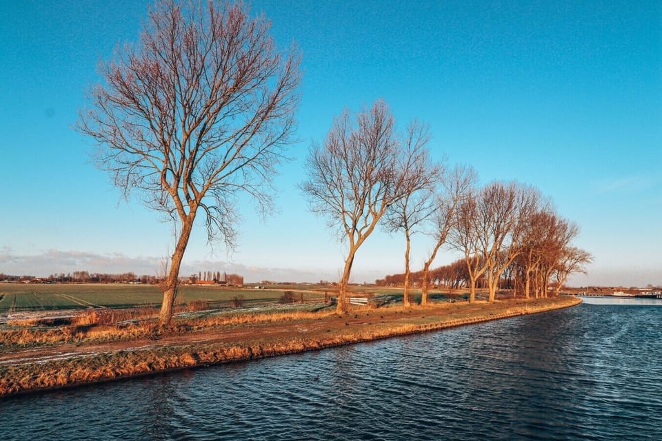 Homeboat area around