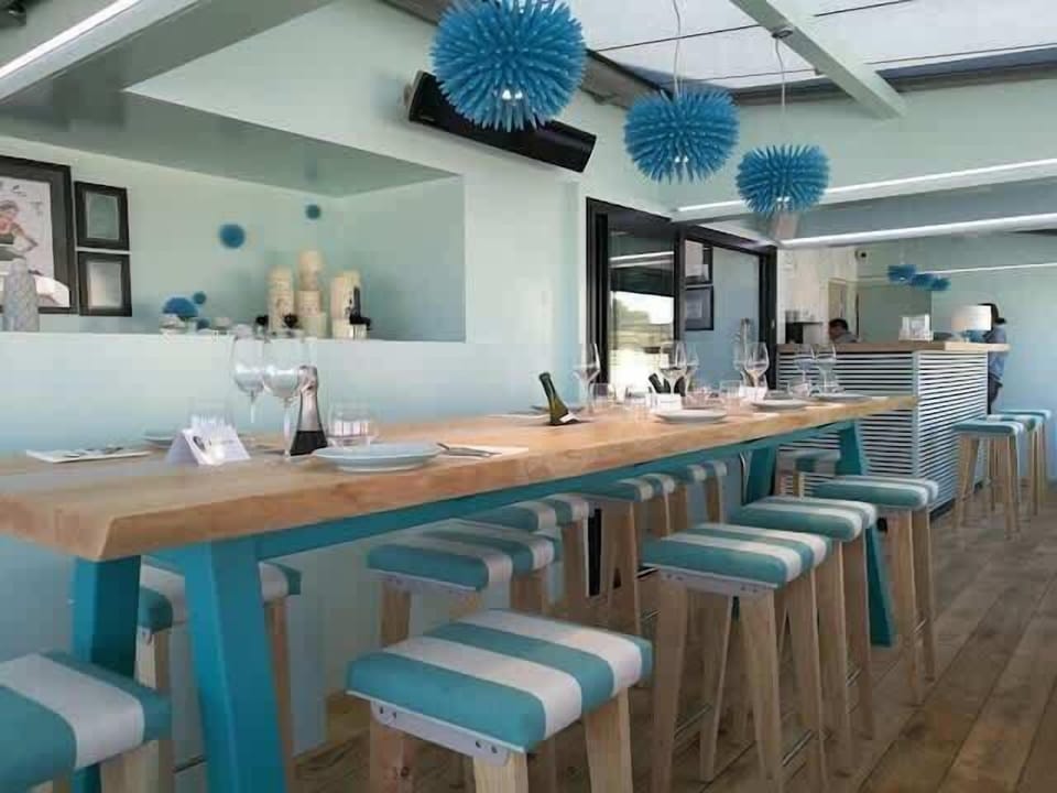 Restaurant "La Cabane du Vivier" à proximité (13 minutes à pied)