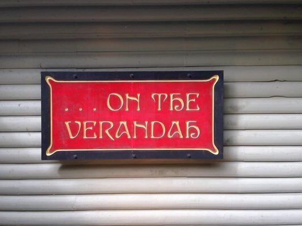 Walk to Five Star dinning