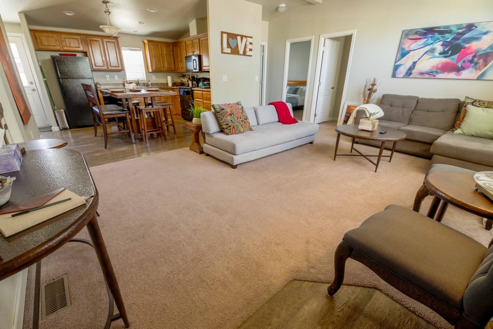 Living room & Kitchen