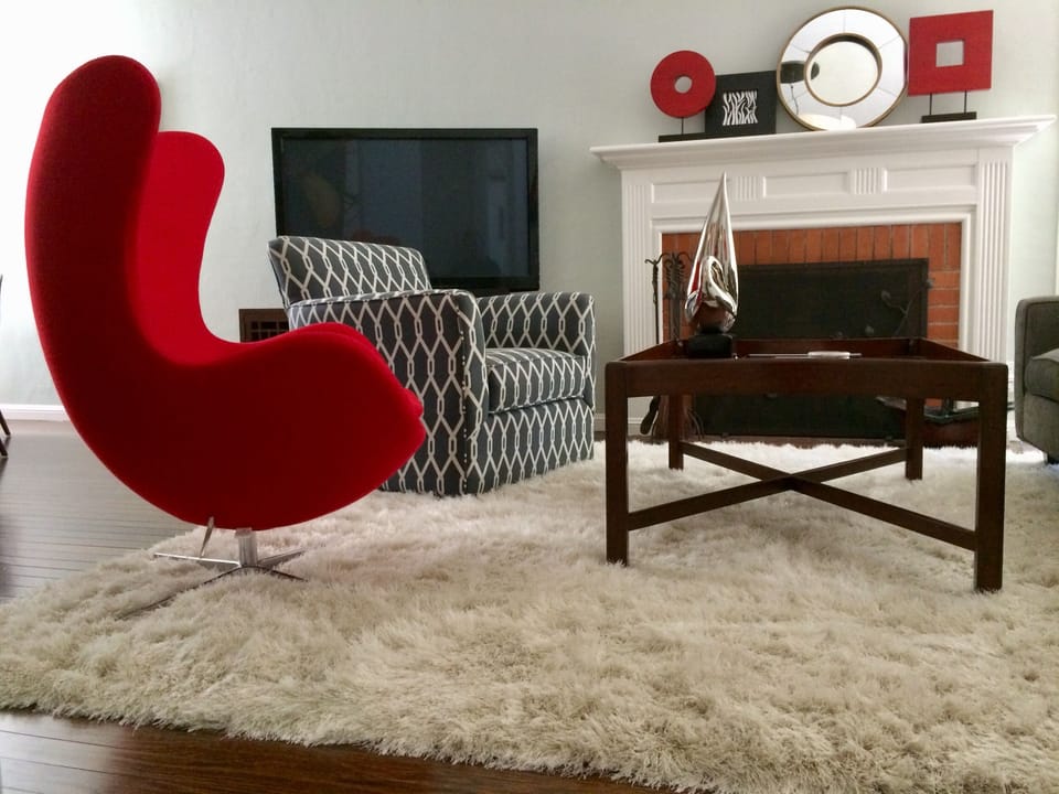 Living room with fireplace