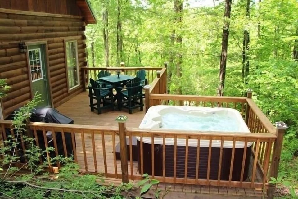 Cabin 1 deck