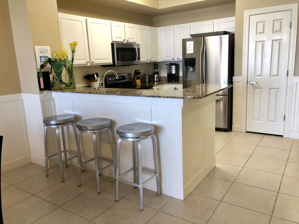 Kitchen Bar