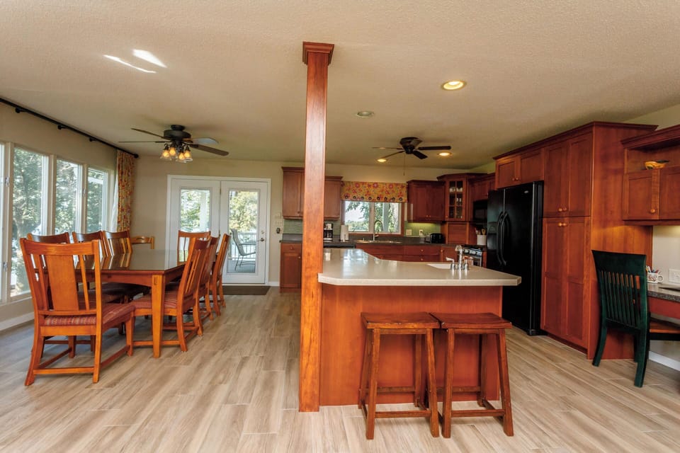 Open floor plan - Kitchen, dining and living rooms.